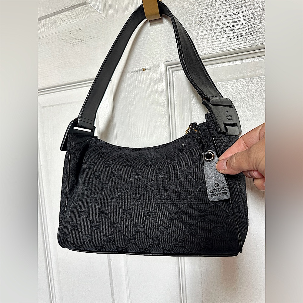 Black GG Canvas Shoulder Bag